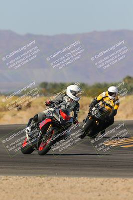 media/Nov-06-2023-Moto Forza (Mon) [[ce023d0744]]/4-Beginner Group/Session 3 (Turn 16)/